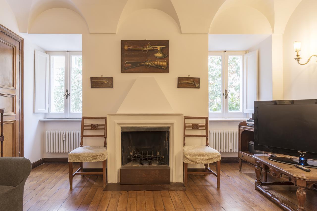 Navona Art Apartment Рим Екстериор снимка